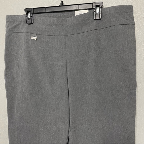 Alfani Pull On Stretch Capri Pants Gray Tummy Control Casual Career NWT 18W - Picture 2 of 8